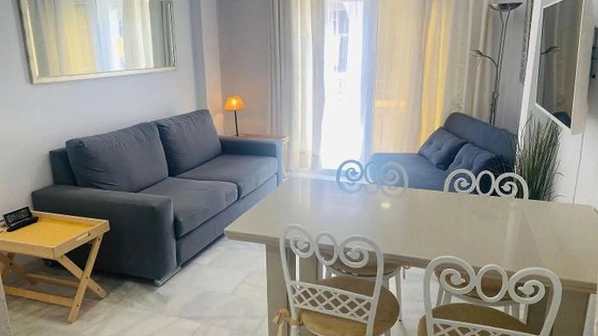 Laguna Beach De 2 Habitaciones Con Terraza Y Piscina Castillo Bajo Spain